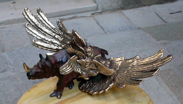 Gigi Bon: Rhinoangelo