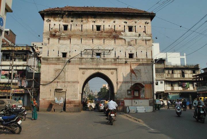 Baroda’s Gendi Gate