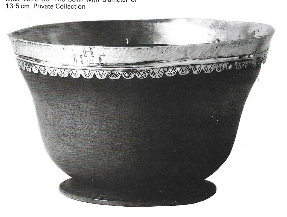 Ebglish silver mounted horn