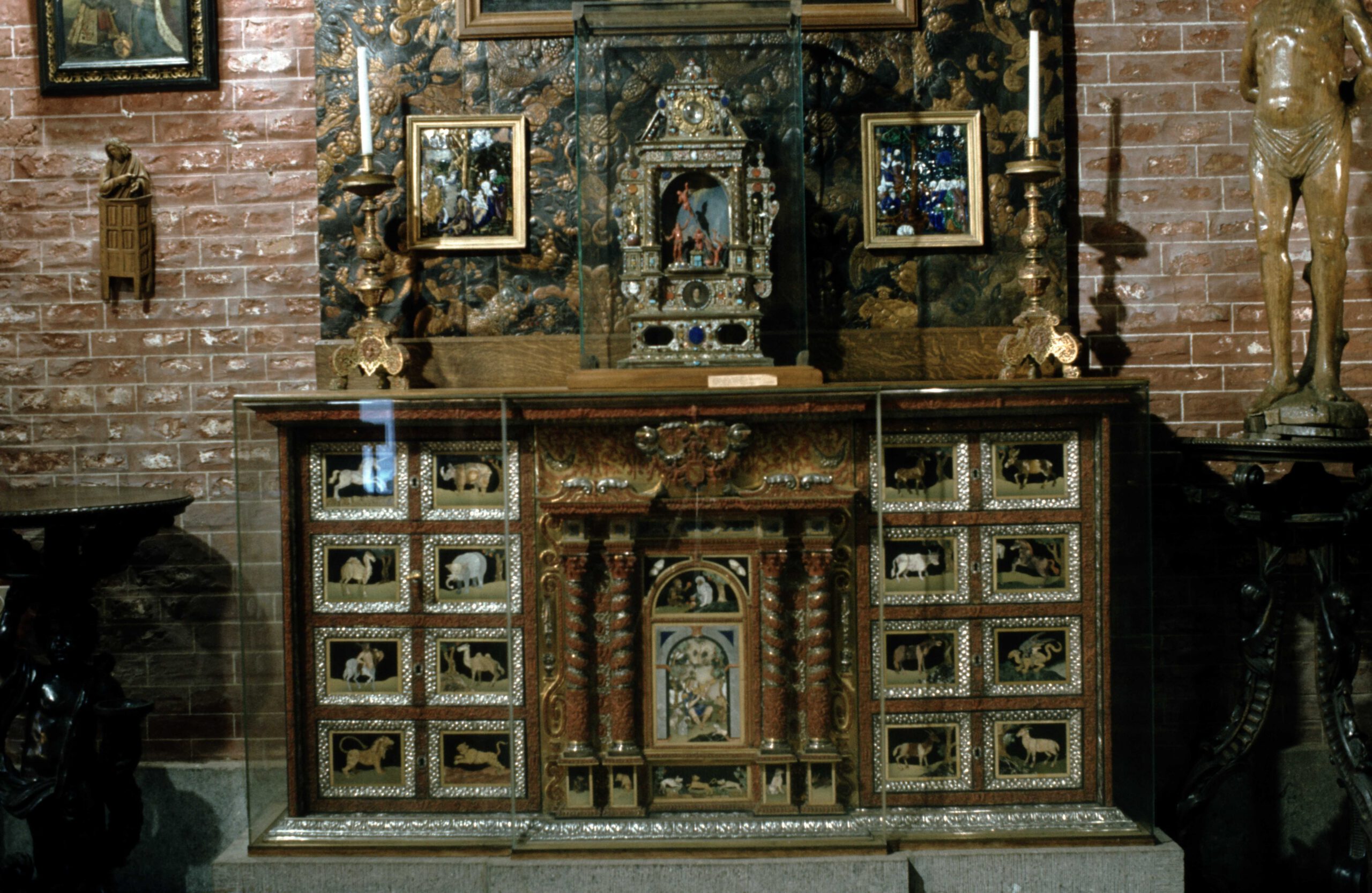 Flemish cabinet in Beloeil