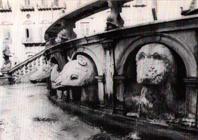 Palermo 1560 Fountain