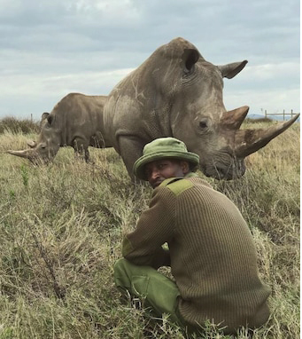 The “body guard” Zacharia with Najin and Fatu, “his Family”